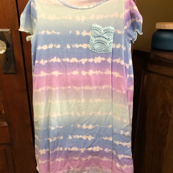 Girls dress - Picture 1 of 2